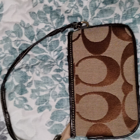 Handbag - Picture 2 of 2